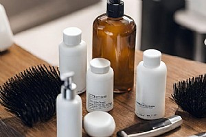 מוצרי שיער לשימוש אחרי השתלת שיער